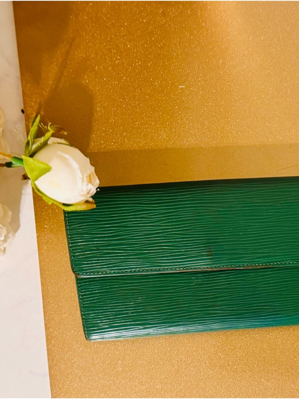 Louis Vuitton Green Epi Leather Wallet - Picture 13 of 13